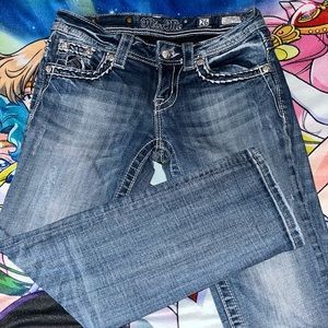 Miss me rhinestone capris 💎